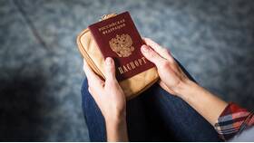 Как поменять паспорт через Госуслуги после замены в Эстель Адони