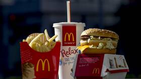 Сколько весит гамбургер в McDonald's в Эстель Адони